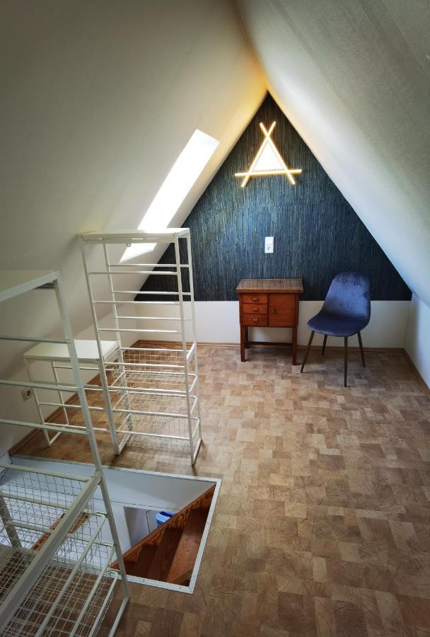 Gemuetliche Dachwohnung Mit Kleiner Oder Grosser Dachterrasse Nebeneinander Wolmirstedt Exterior photo